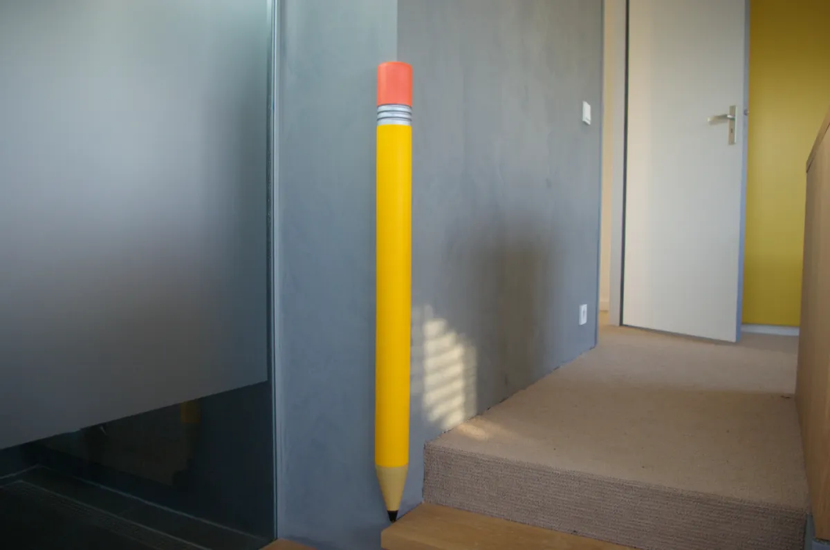 Corner Strip - Pencil