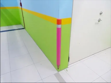 Corner Strip - Pencil