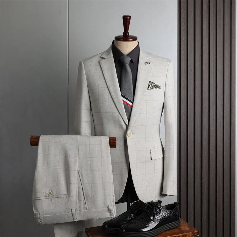 Glamorous Light Gray Notched Lapel Two Piece Business Suits One Button Wedding Suits for Men