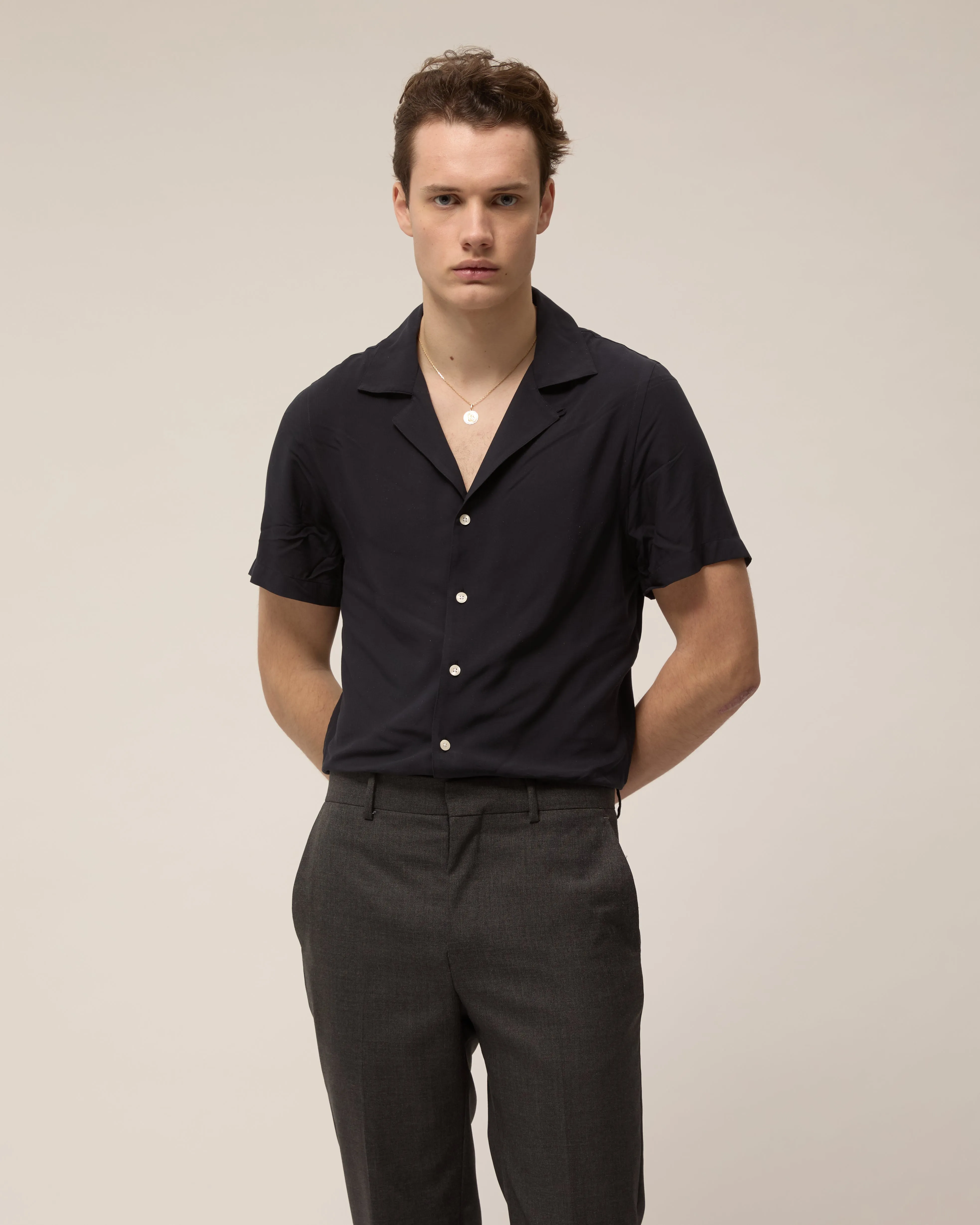 Peter - Anthracite - Rustic Wool
