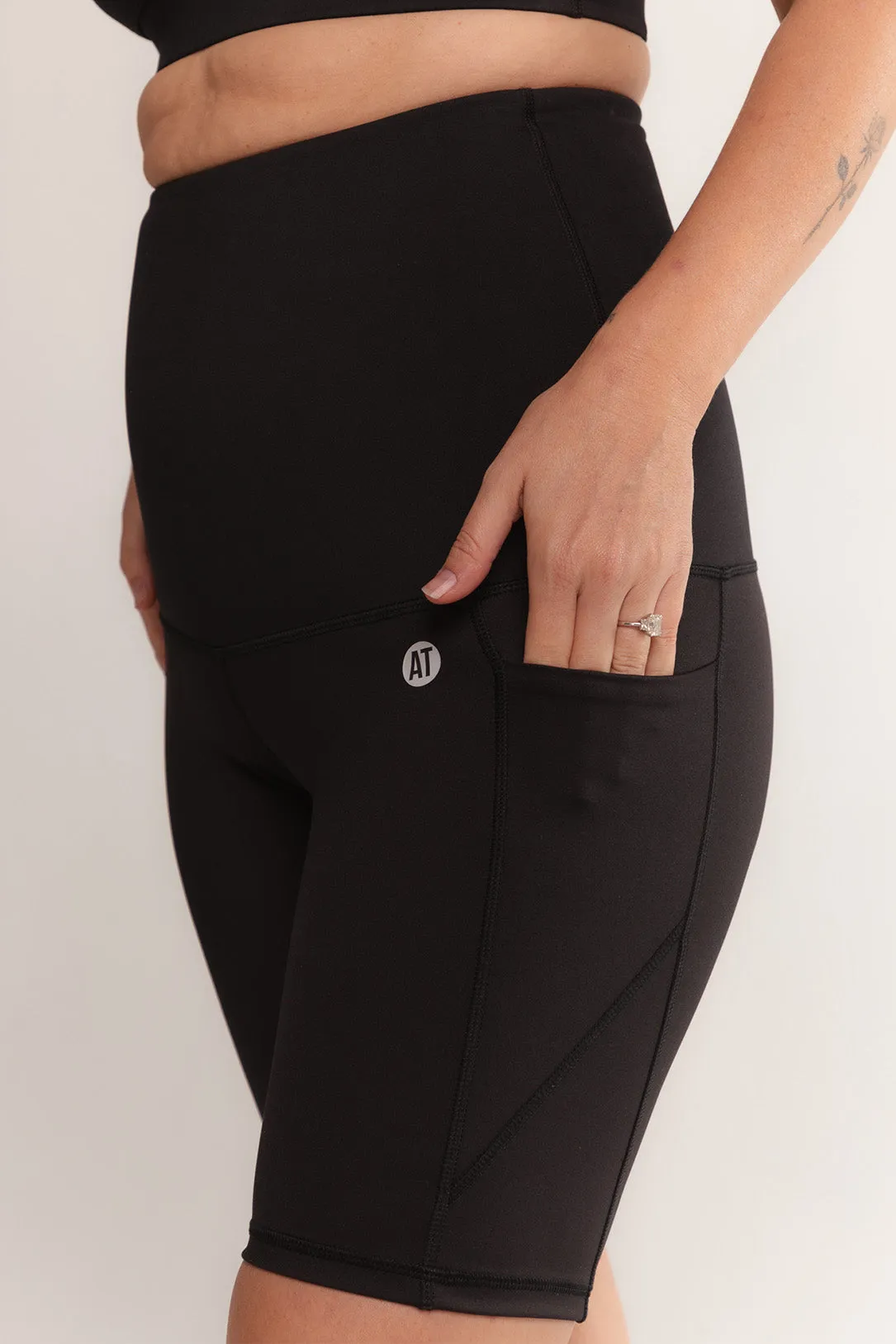 Postpartum Recovery Bike Shorts With Pockets - Black